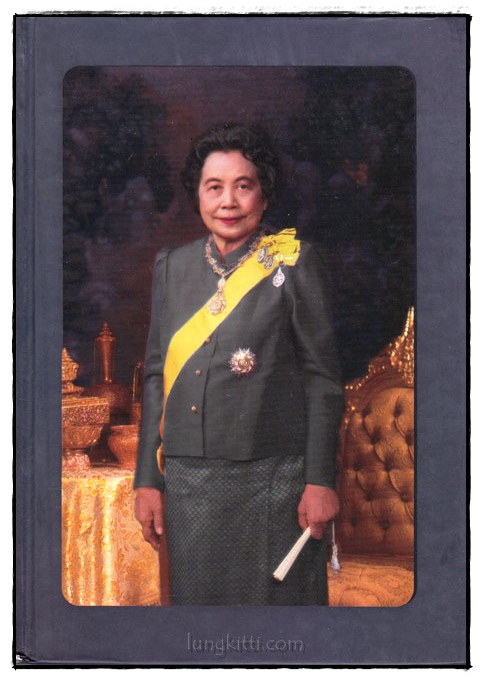 พระเสด็จสู่ฟ้าสุราลัย พระการุญยังอยู่ในใจนิรันดร์ 016233