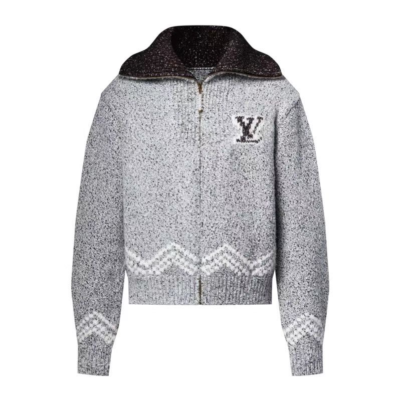 **do** เสื้อคลุม LV Knitwear มีมุกห้อยตรงซิปรูดเปิดปิด ด้านหลังมีลาย สินค้าใหม่ ของแท้