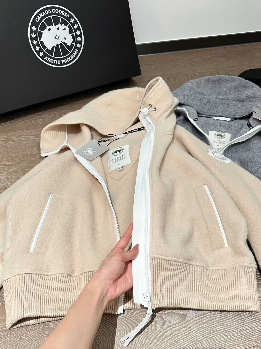 เสื้อกันหนาวผ้าขนสัตว์ Canada goose Chilliwack Bomber Kind Fleece HUMANATURE มี 2 สี สินค้าใหม่ ของแท้