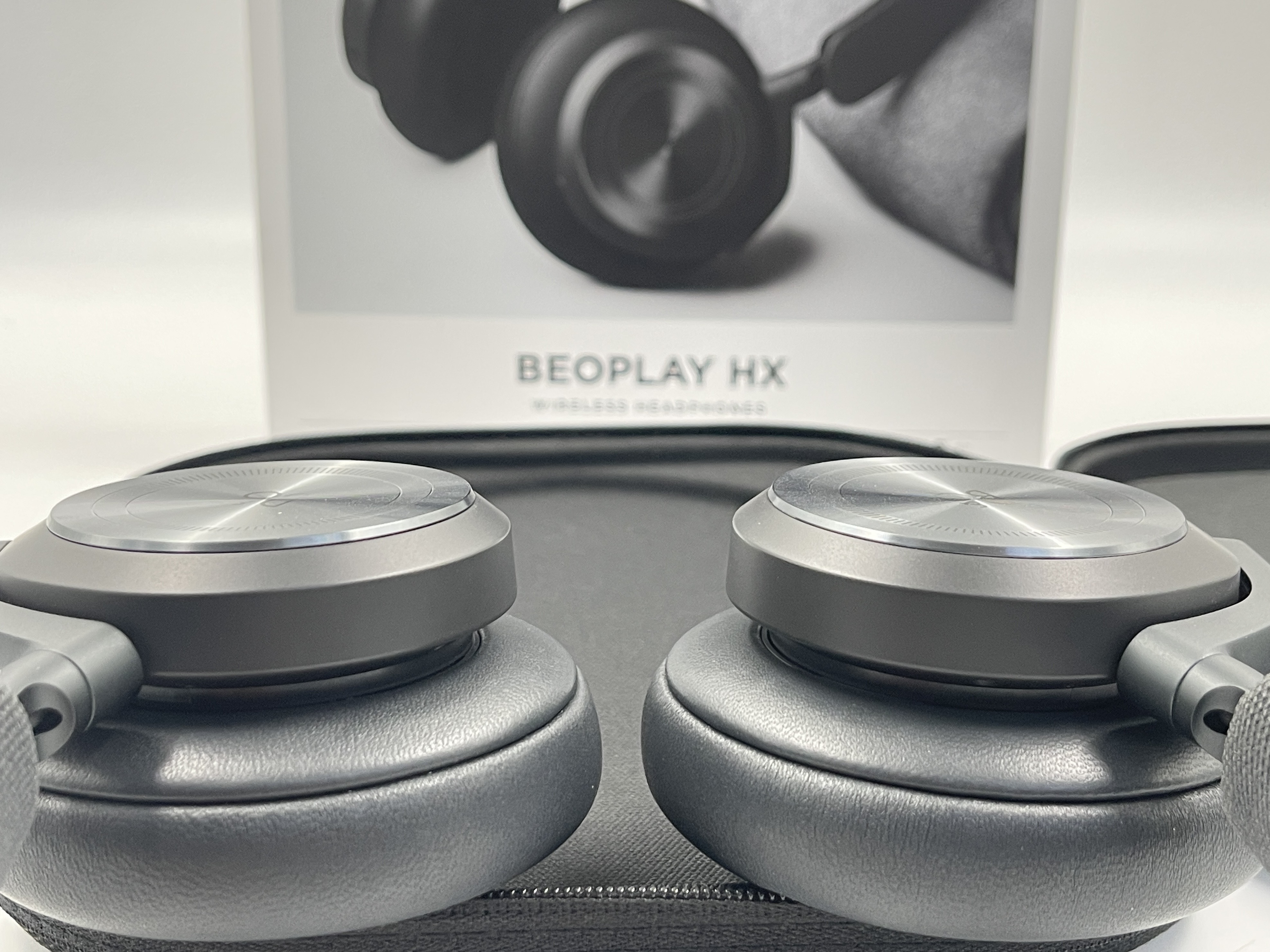 🌈🌷🎧 Beoplay HX Black Anthracite 🎧 🦋🌈