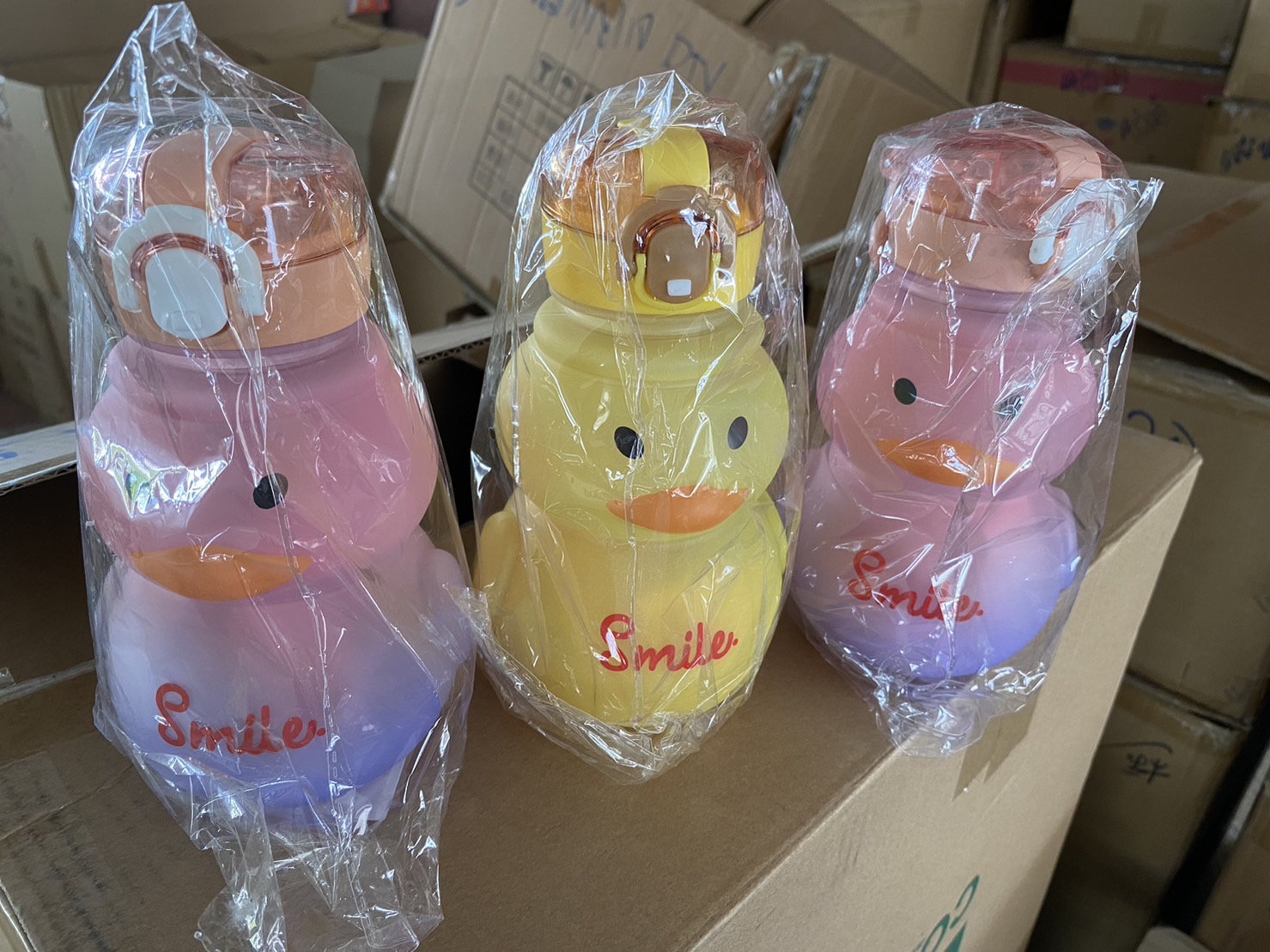 0723017 ของใช้เด็ก กระบอกน้ำ กระติกน้ำลายการ์ตูน กระติกน้ำเด็ก ปลีกชิ้นละ