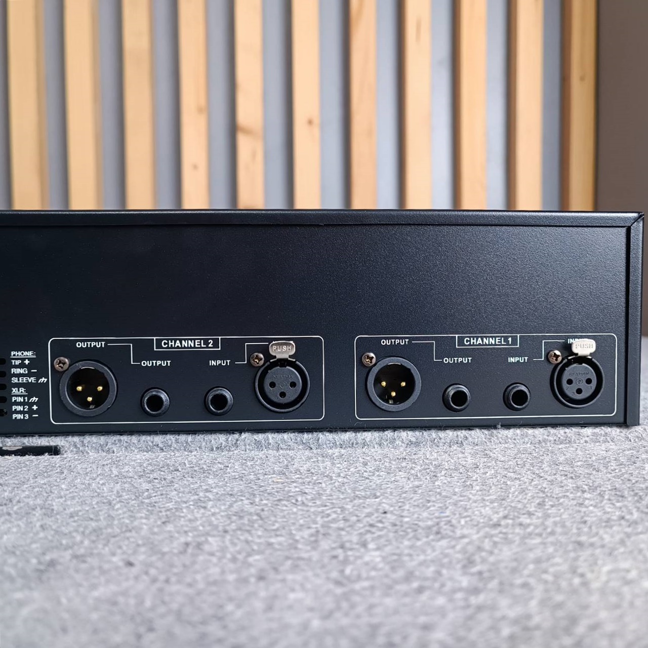 MICROTECH CE-231XL EQ อีควอไลเซอร์ อีคิว ปรับย่านความถี่เสียง 2 ชั้นสไลค์ยาว เครื่องปรับแต่งสัญญาณเสียง CE231XL CE 231XL เอไอ-ไพศาล