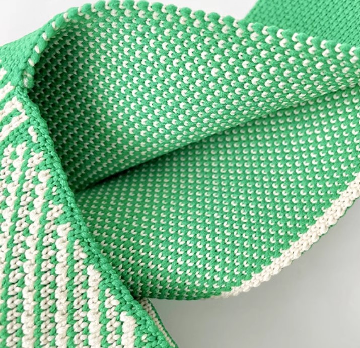 กระเป๋าผ้า ถุงผ้า ถักทอ ลายไทย ไล่ เฉดสี ฟ้า เขียว แดง แบบสวย ของขวัญ ของแจกงานแต่งงาน ใช้ได้จริง 415618