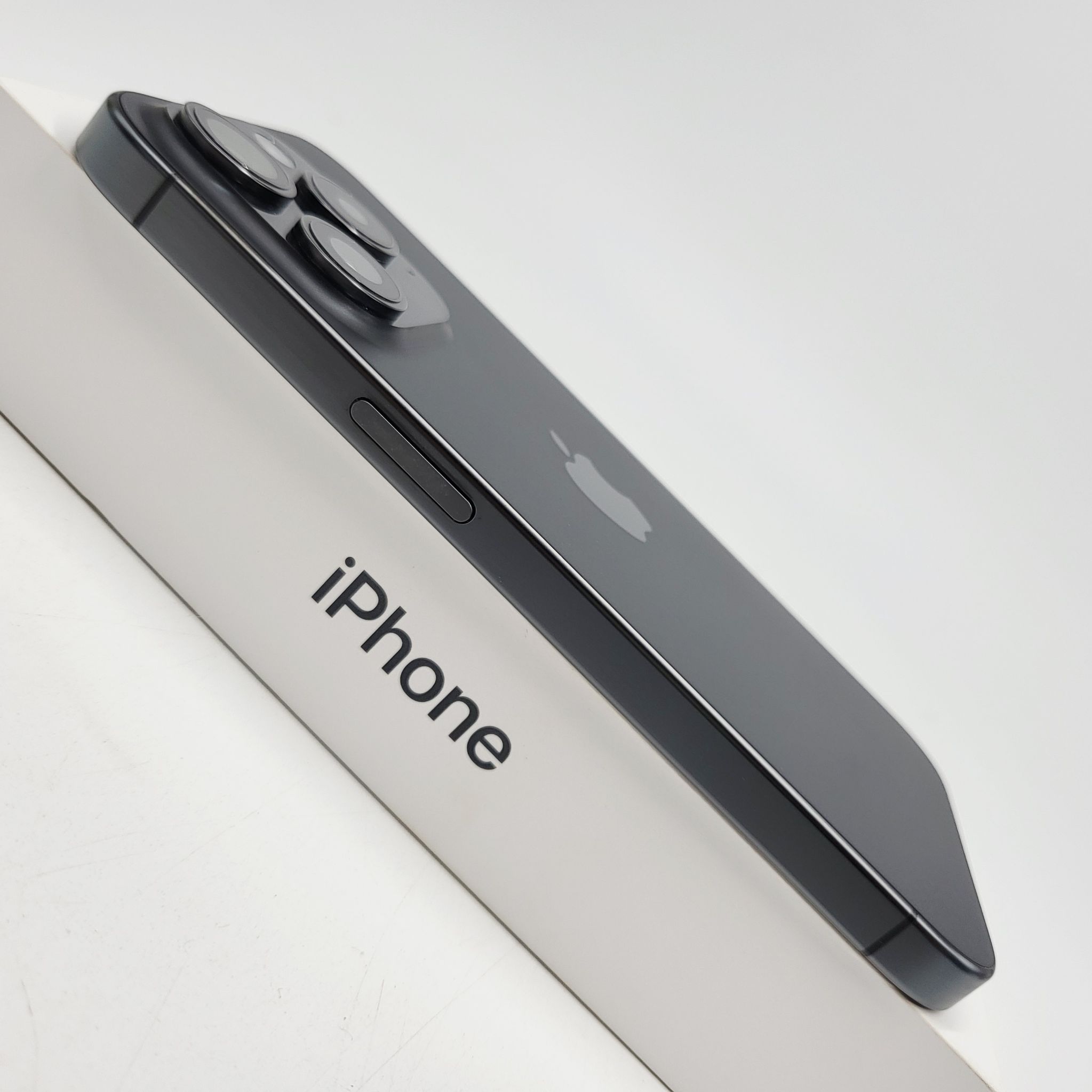 🖤iPhone 15 Pro 128GB Black Titanium🖤 😍#รุ่นยอดฮิต 15 Pro #ศูนย์แท้ สภาพดี ราคาสุดคุ้ม😍