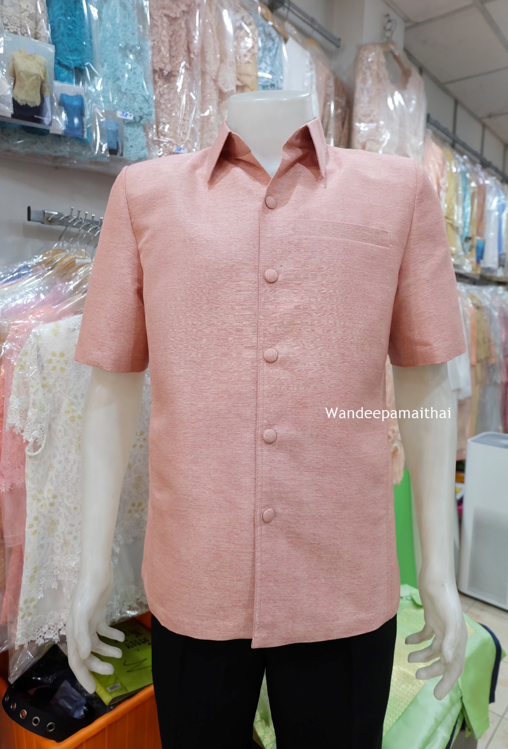 เสื้อผ้าไหมญี่ปุ่นชาย สีโอรสชมพู ซับผ้ากาวทั้งตัว กระเป๋า 3 ใบ เบอร์ XL