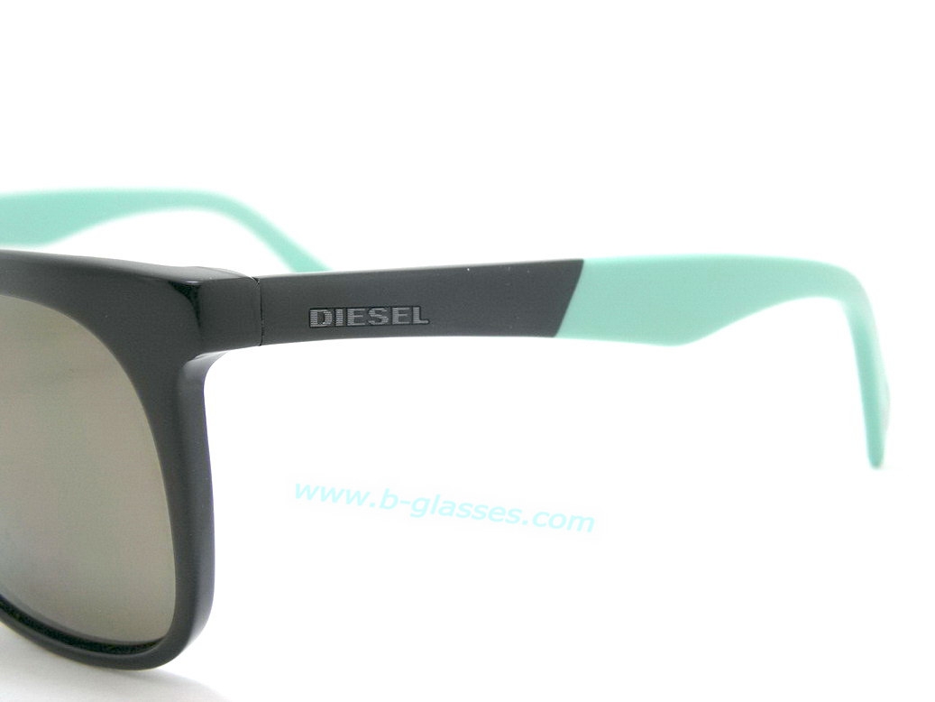 S แว่นกันแดด Diesel ใส่เท่ห์มากมายแน่นอนค่ะ ของแท้100%และถูกสุดๆ ส่งตรงจากUS.ค่ะ
