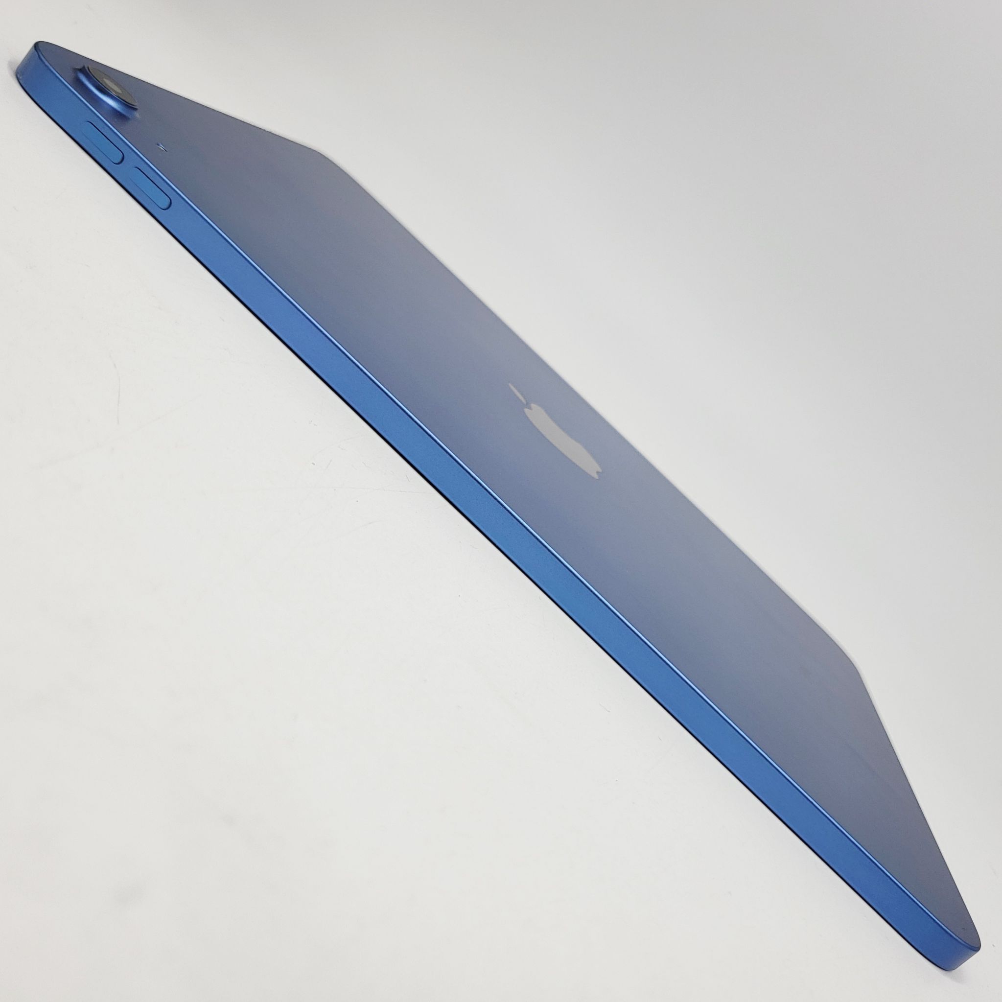 🐳 #รีบเลย iPad Gen10 64GB Wi-Fi Blue #ศูนย์ไทย #แบต100% ราคาคุ้มๆ🐳