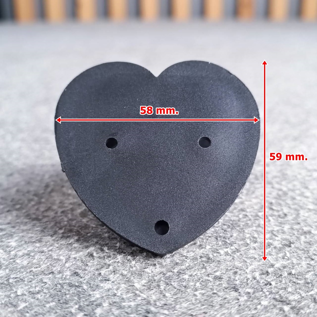 ขาแขวนไมค์ รูปหัวใจ HM-6 ที่แขวนไมค์ ติดผนัง ขาแขวนไมโครโฟนแบบพลาสติกสีดำ ขาแขนไมค์รูปหัวใจ เอไอ-ไพศาล