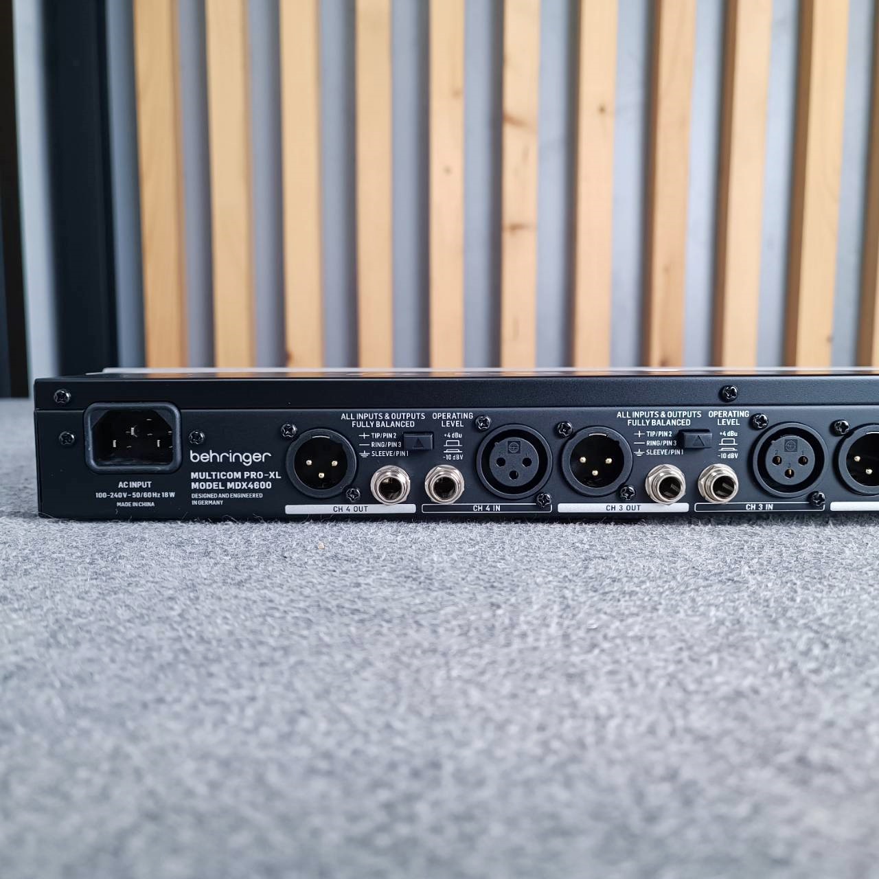 BEHRINGER MDX-4600 MULTICOM โปรเซสเซอร์ Compressor เครื่องเสียง MDX 4600 MDX4600 เอไอ-ไพศาล