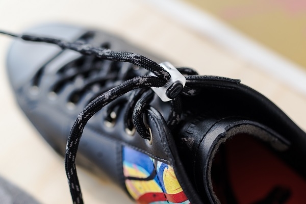 รองเท้าโอนิ LAWNSHIP - Longship Black / Black (HAMILTON YOKOTA)