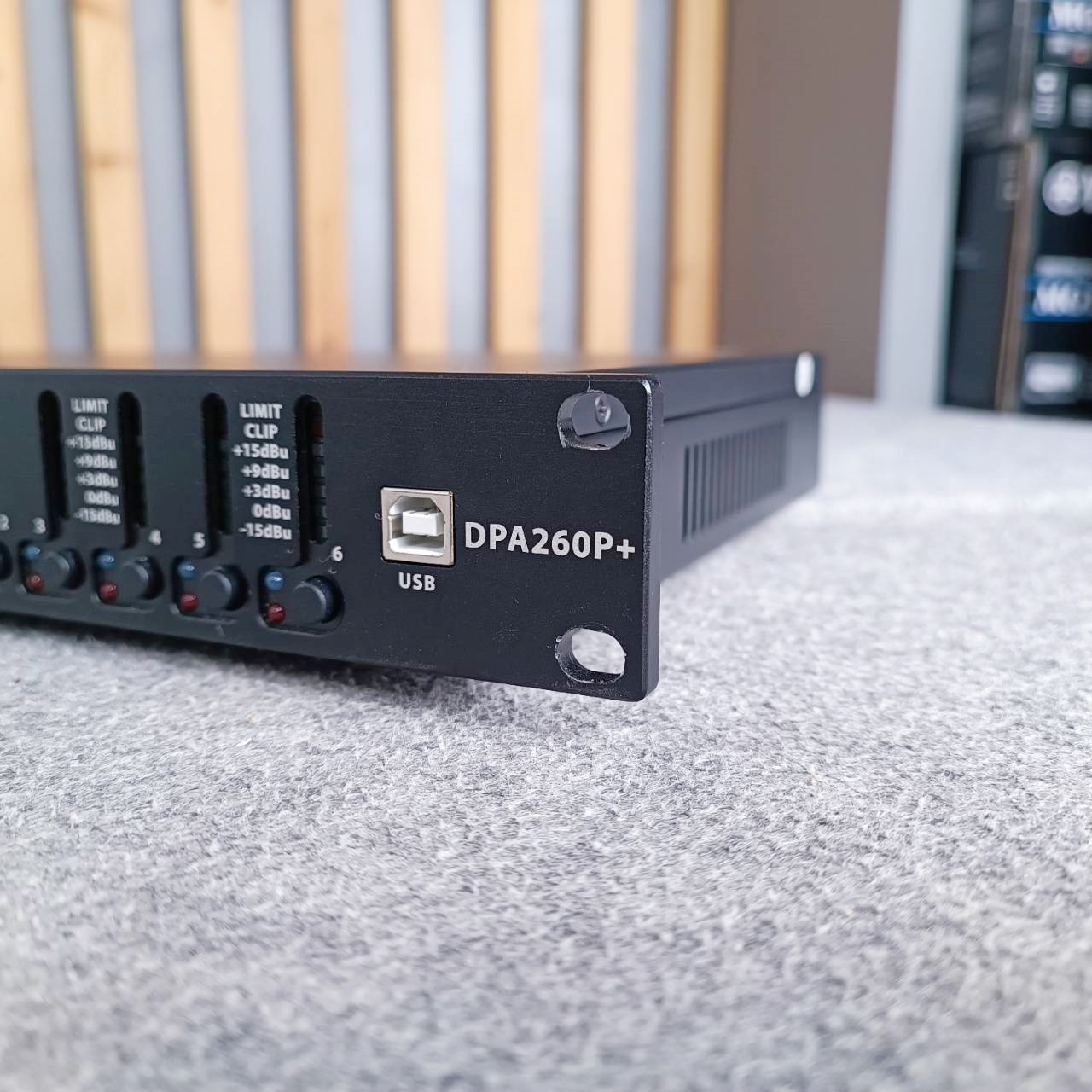 สินค้าเป็นรอย จากการโชว์สินค้า MARANI DPA260P+ loudspeaker processor รุ่นใหม่ ครอสดิจิตอล DriveRack ครอสโอเวอร์ P+ DPA 260 เอไอ-ไพศาล