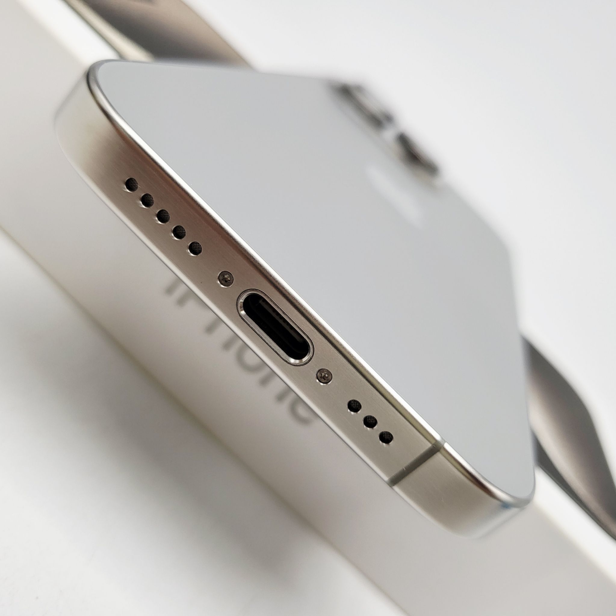 🖤iPhone 15 Pro 128GB Natural Titanium🖤 😍#รุ่นยอดฮิต 15 Pro #ศูนย์แท้ สภาพดี ราคาสุดคุ้ม😍