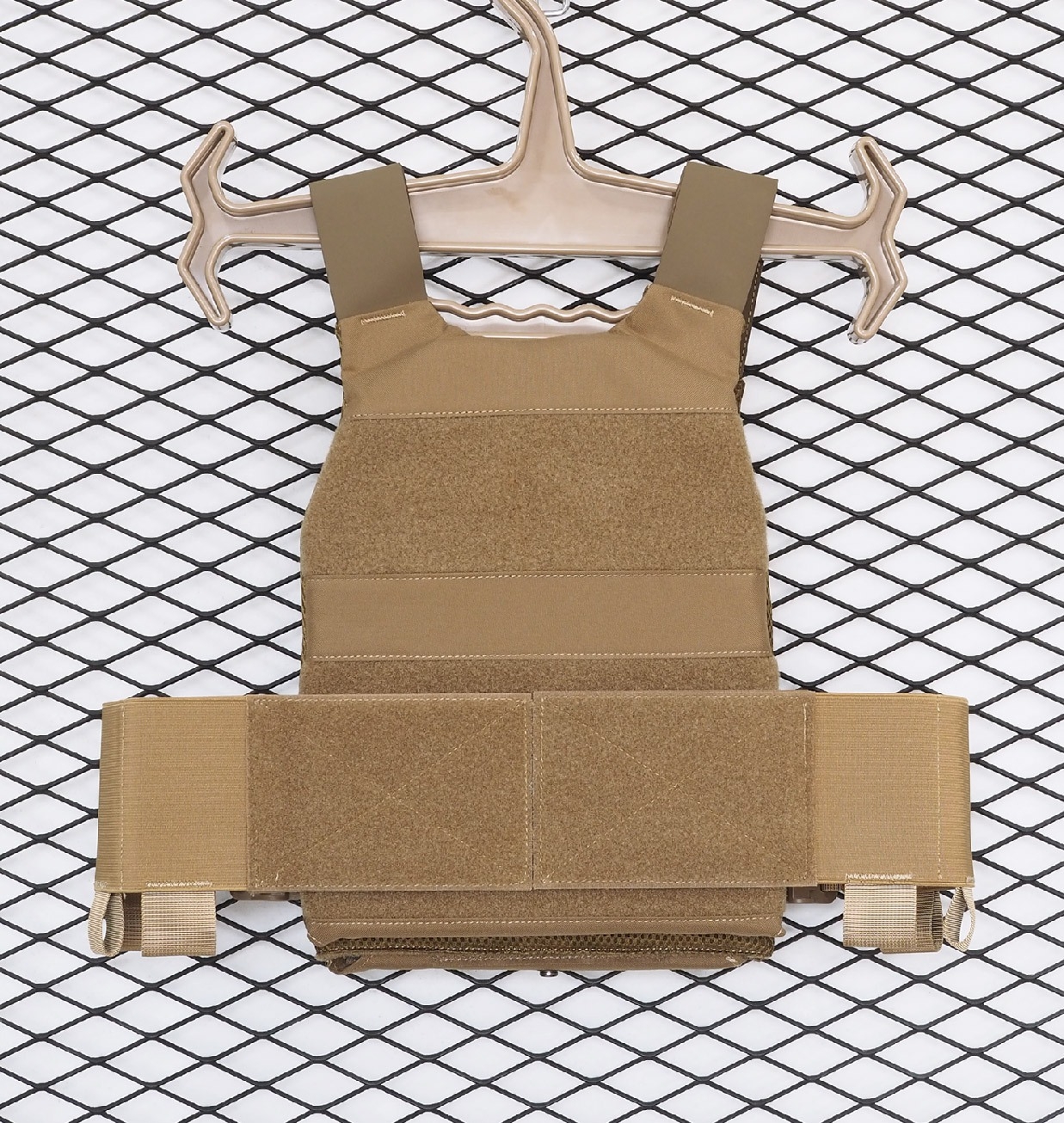 เสื้อเกราะ FCSK 2.1 ระบบปลดไวแบบยางยืดข้าง พร้อมซองใส่แม็ก 7.62, 5.56﹝Tactical Vest﹞