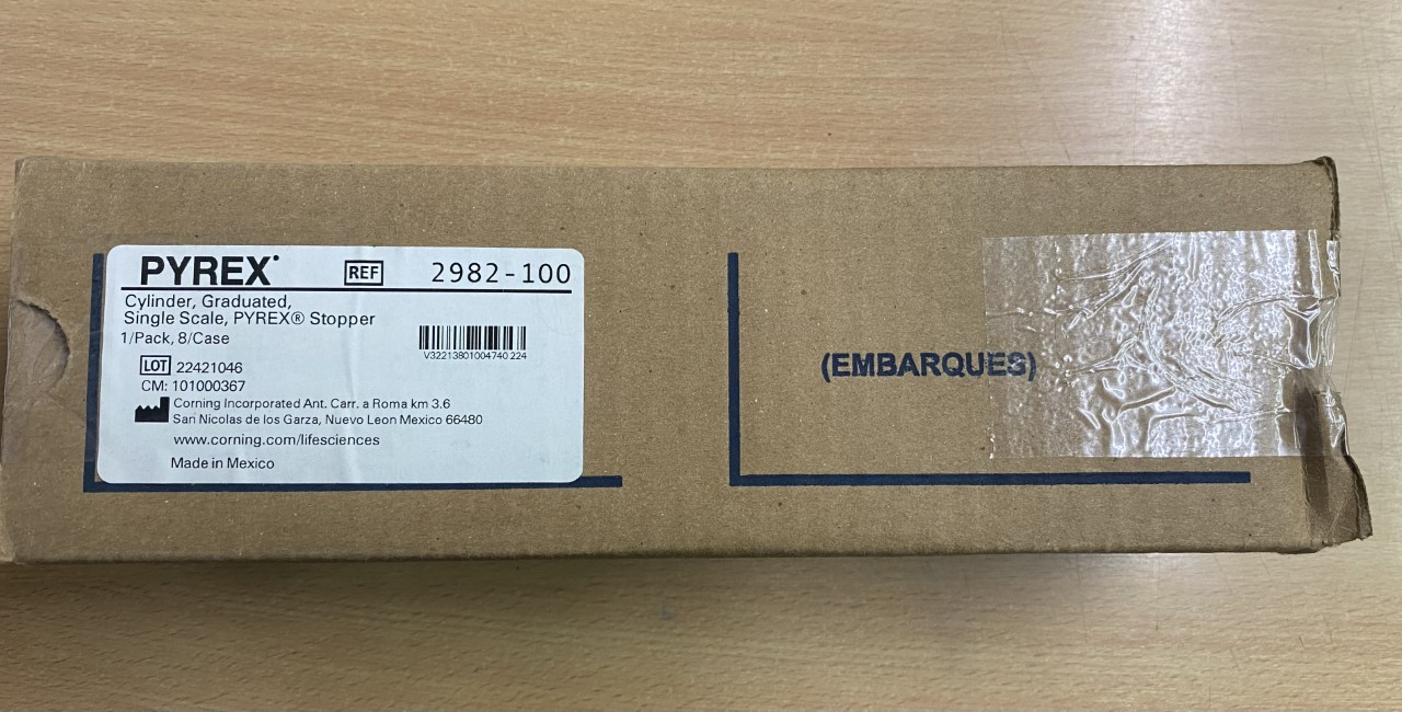 CYLINDERS, SINGLE METRIC SCALE, GRADUATED, "TO CONTAIN", PYREX®