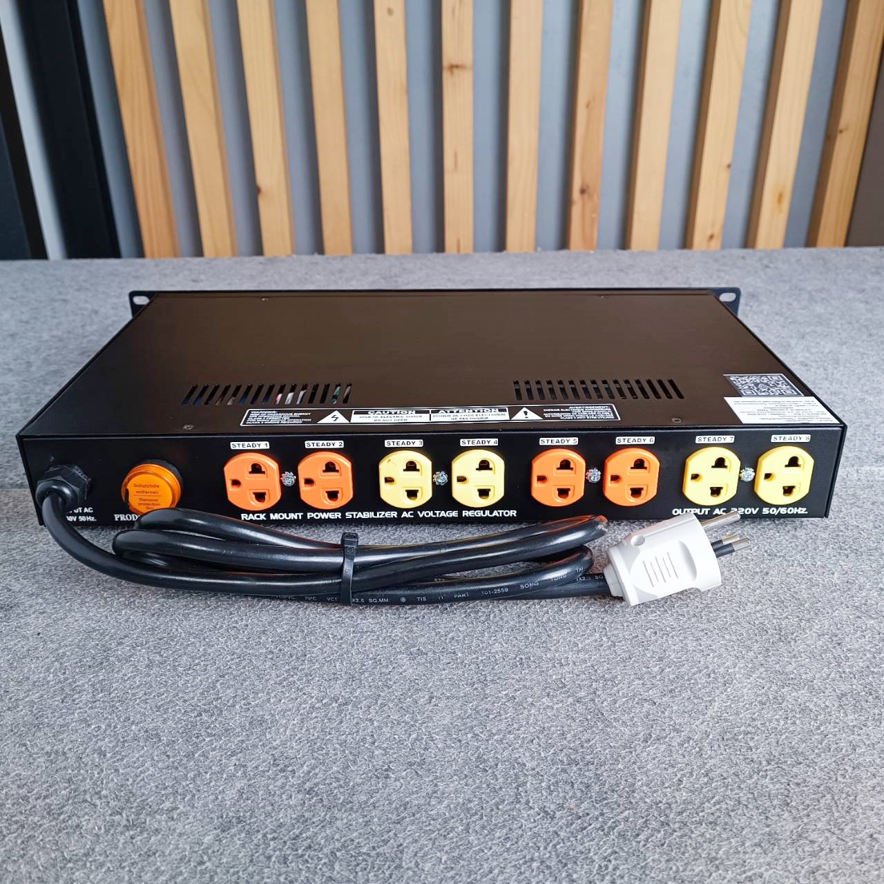 COMSON KVA-2000G STABILIZER เครื่องควบคุมไฟฟ้าอัตโนมัติ เครื่องป้องกันไฟตก เครื่องป้องกันไฟกระชาก KVA 2000G เอไอ-ไพศาล