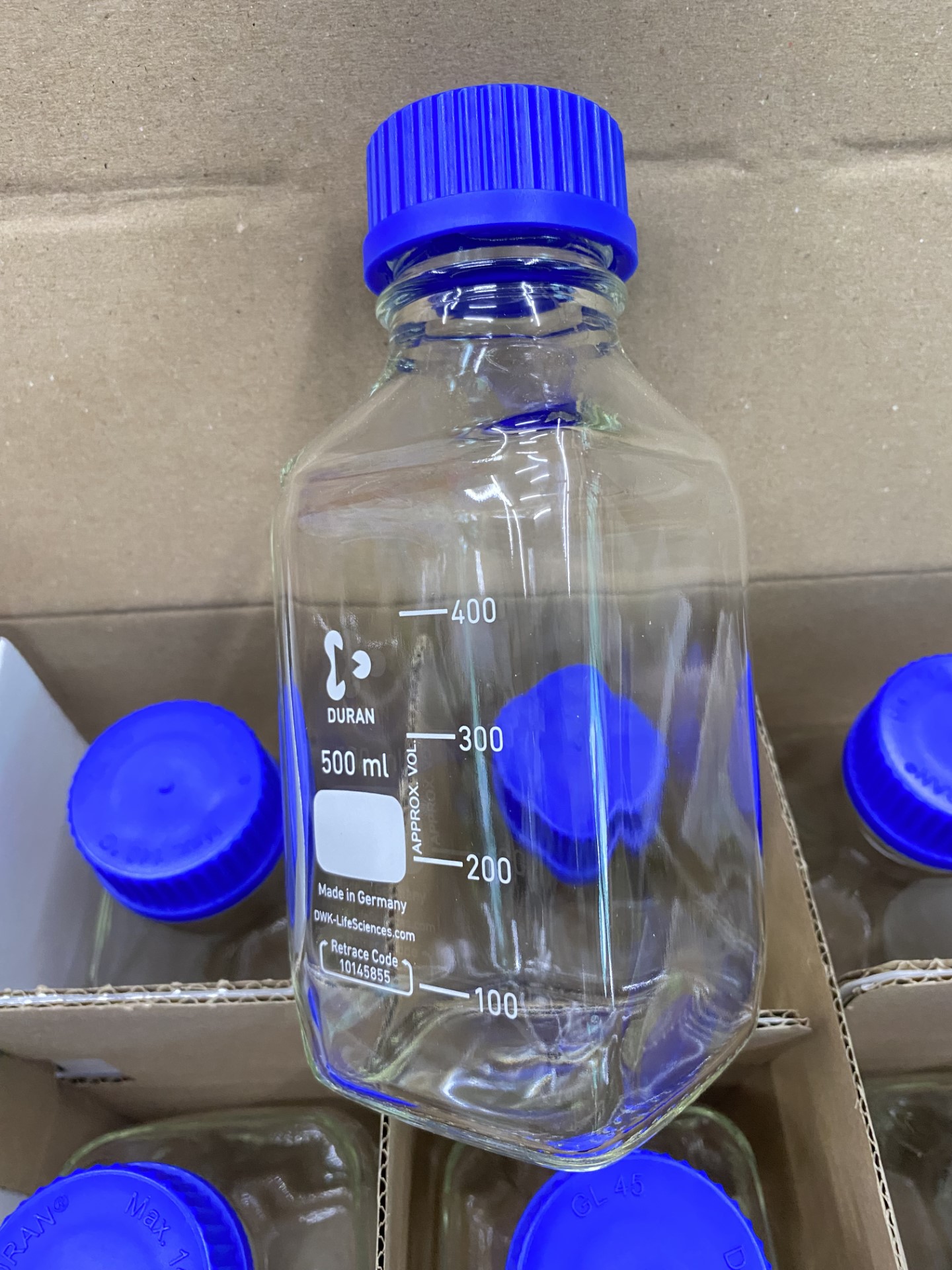 ขวดแก้วทรงเหลี่ยม Duran