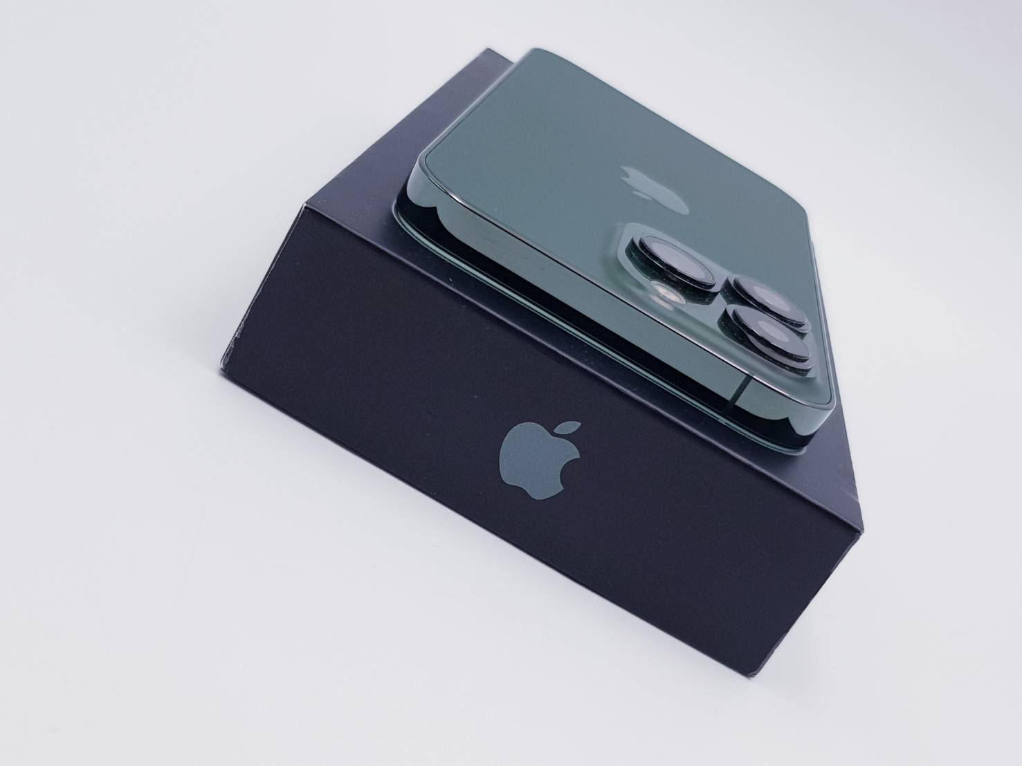 🥑iPhone 13 Pro 128GB Green ครบกล่อง ราคาสุดคุ้ม🥑