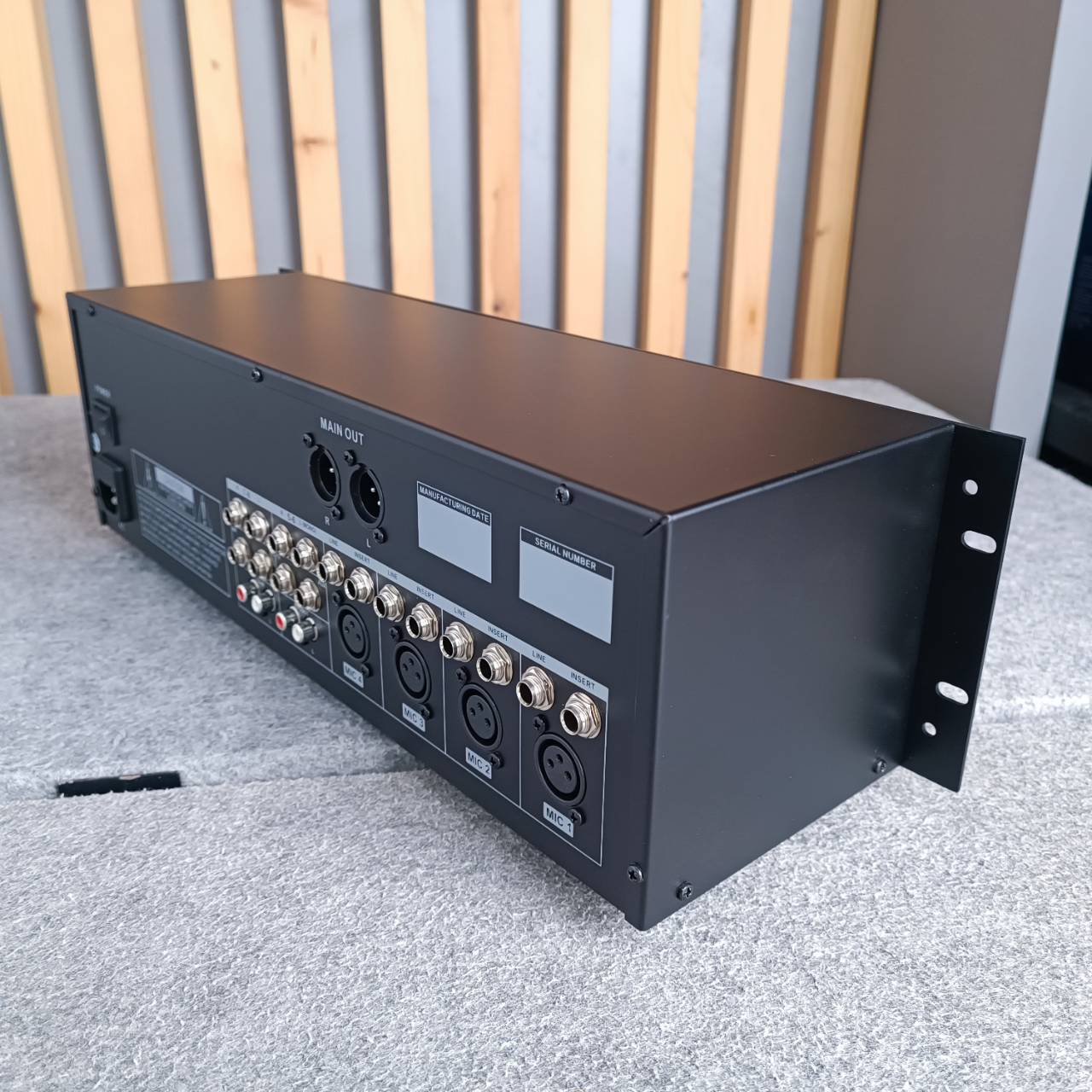 NTS VZ-802 MIXER แบบใส่RACK เอ็นทีเอส เครื่องปรับแต่งเสียง มิกเซอร์ มิกเซอร์อนาล็อก VZ 802 VZ802 เอไอ-ไพศาล