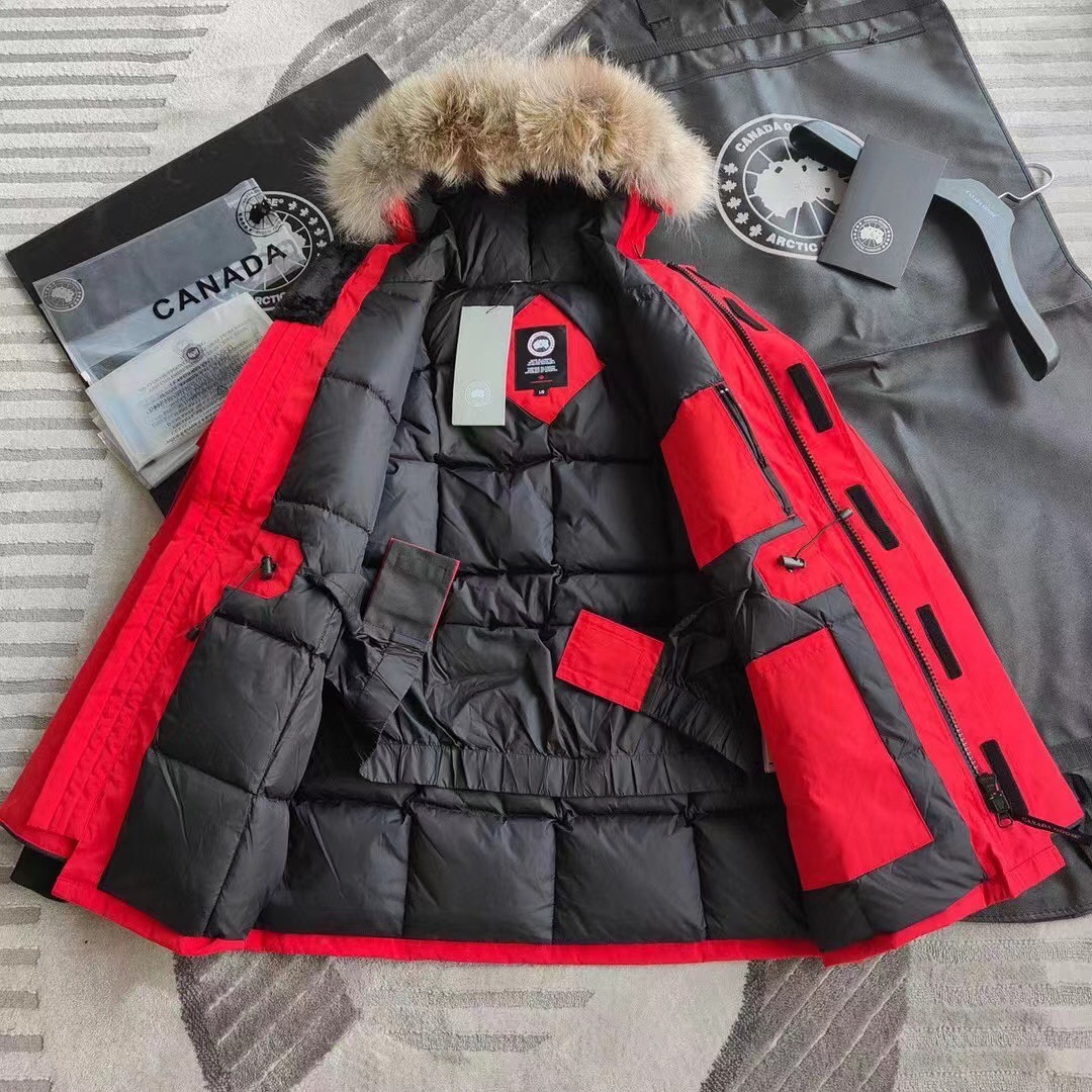 **Do** เสื้อ Canada Goose ใส่ได้ชาย หญิง สำหรับหนาวหรือหิมะตก ฮู้ดขนเฟอร์ มี 6 สีให้เลือก สินค้าใหม่ ของแท้