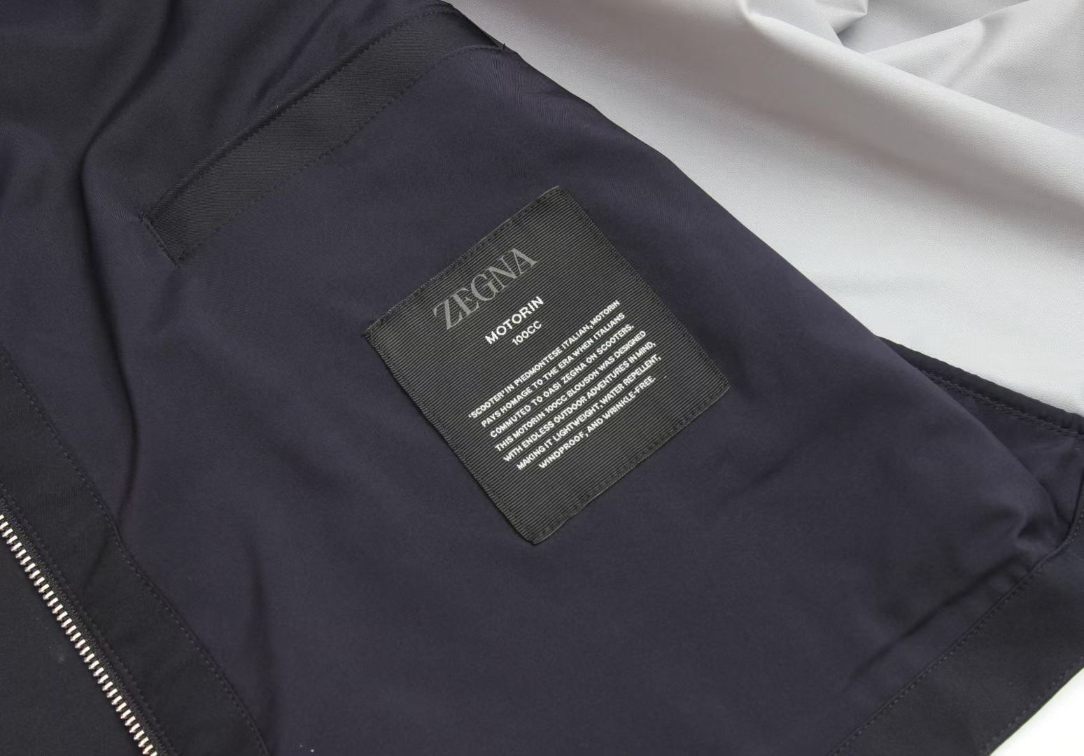 **do** เสื้อคลุม Zegna MOTORIN 100CC MICROFIBER BLOUSON สินค้าใหม่ ของแท้