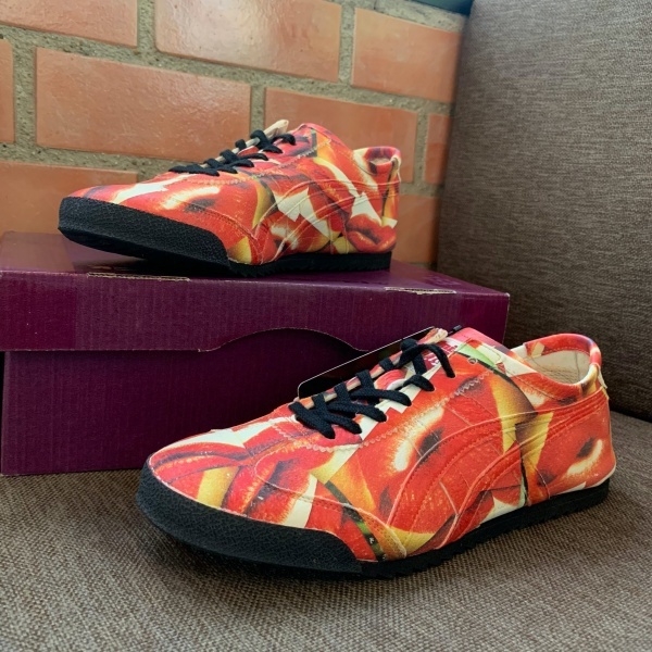 รองเท้าโอนิ Nippon Made - Mexico 66 x Mika Ninagawa (Black)