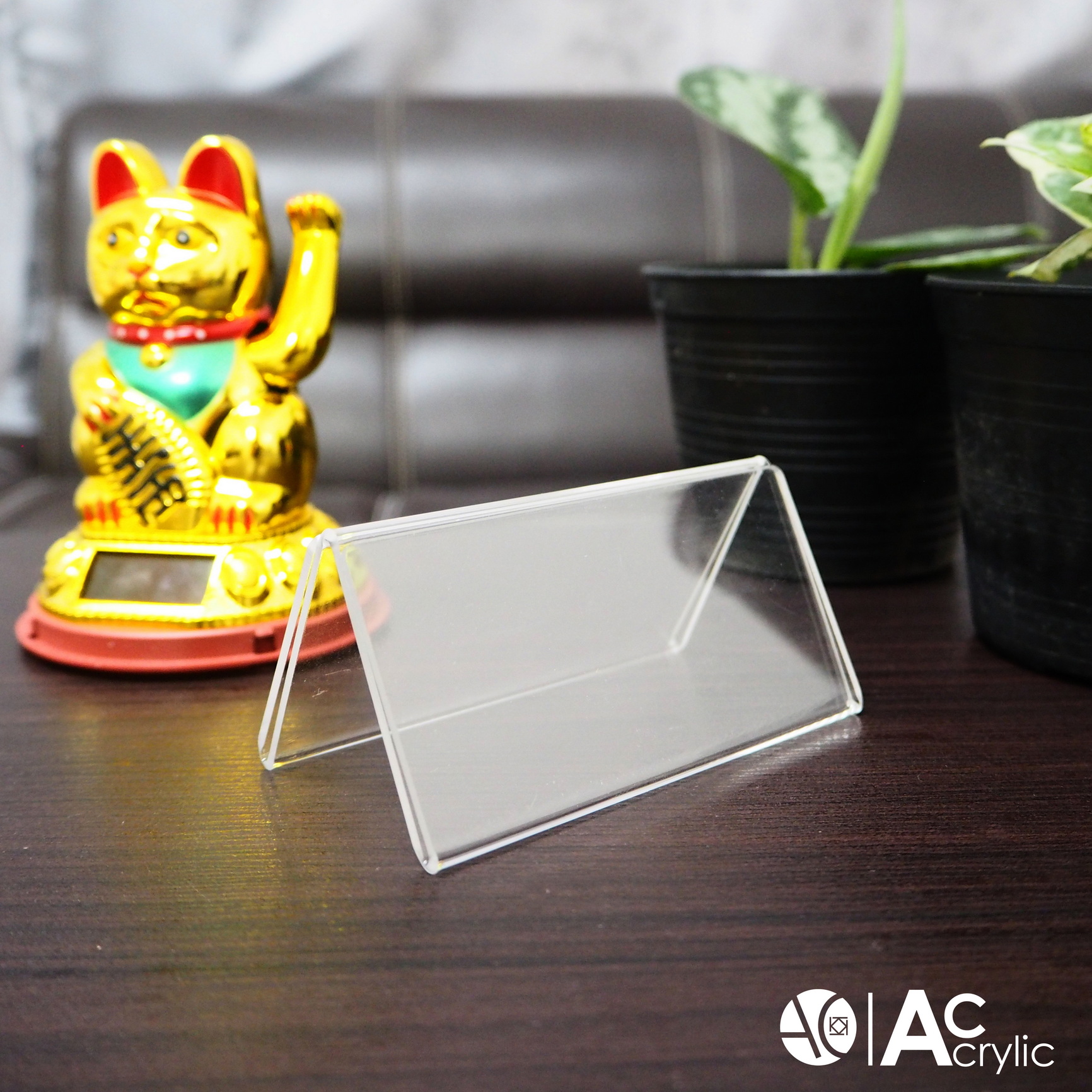 ป้ายตั้งโต๊ะ ป้ายอะคริลิค สอดกระดาษ ขนาด 10x5 cm อะคริลิค โชว์กระดาษ 2 ด้าน ทรง V Acrylic (10x5V)