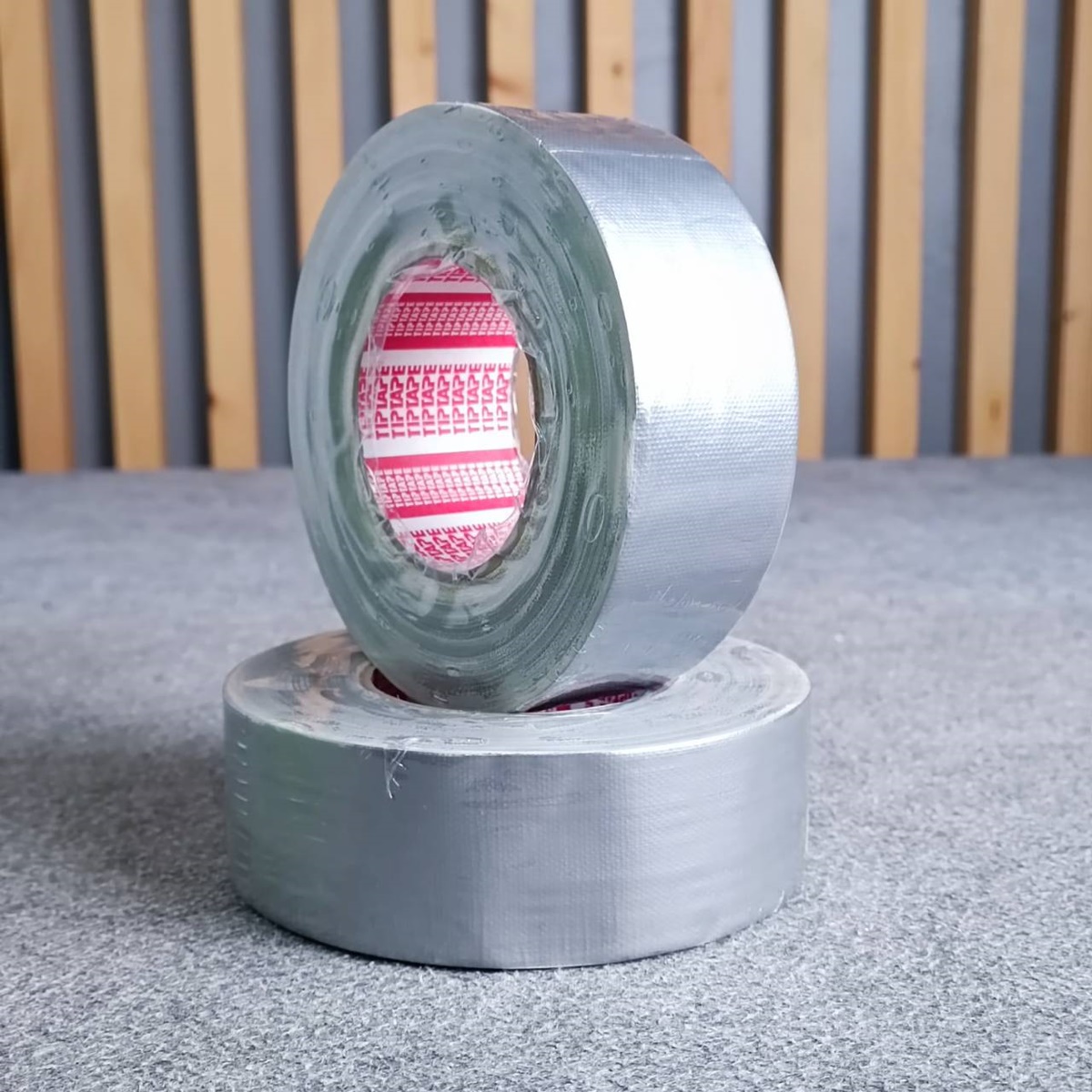 1ม้วน สีเทา แร็คซีน2นิ้ว 50หลา เทปกาว2" เทปกาว2นิ้ว เทป อุปกรณ์สำหรับงานเวที แร็คซีนสีเทา แร็คซีนยาว50หลา แร็คซีน50หลา เอไอ-ไพศาล