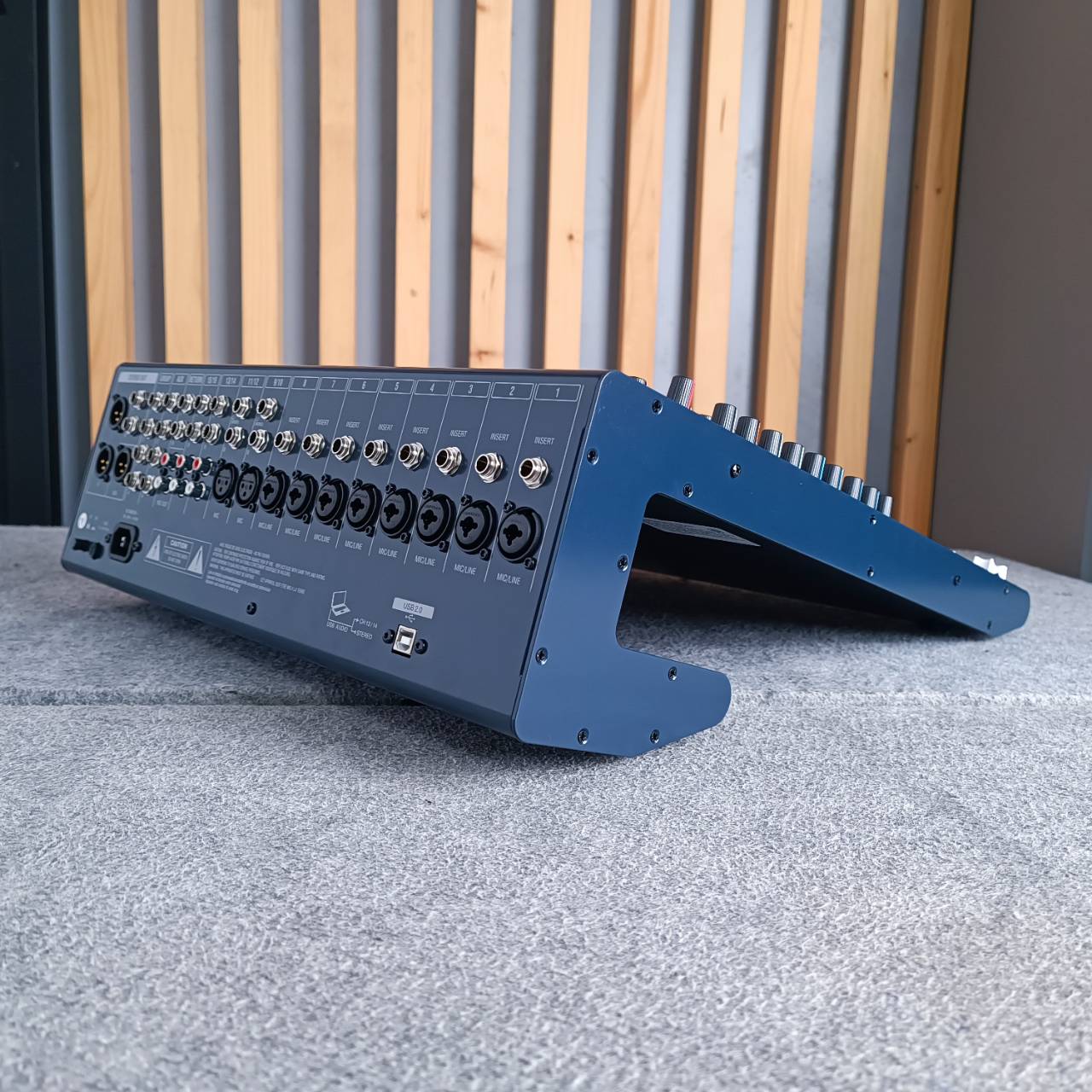 PROEUROTECH SQ-16FX MIXER มิกเซอร์ เอฟเฟคแท้ เครื่องปรับแต่งเสียง โปร ยูโรเทค SQ 16FX SQ16FX เอไอ-ไพศาล