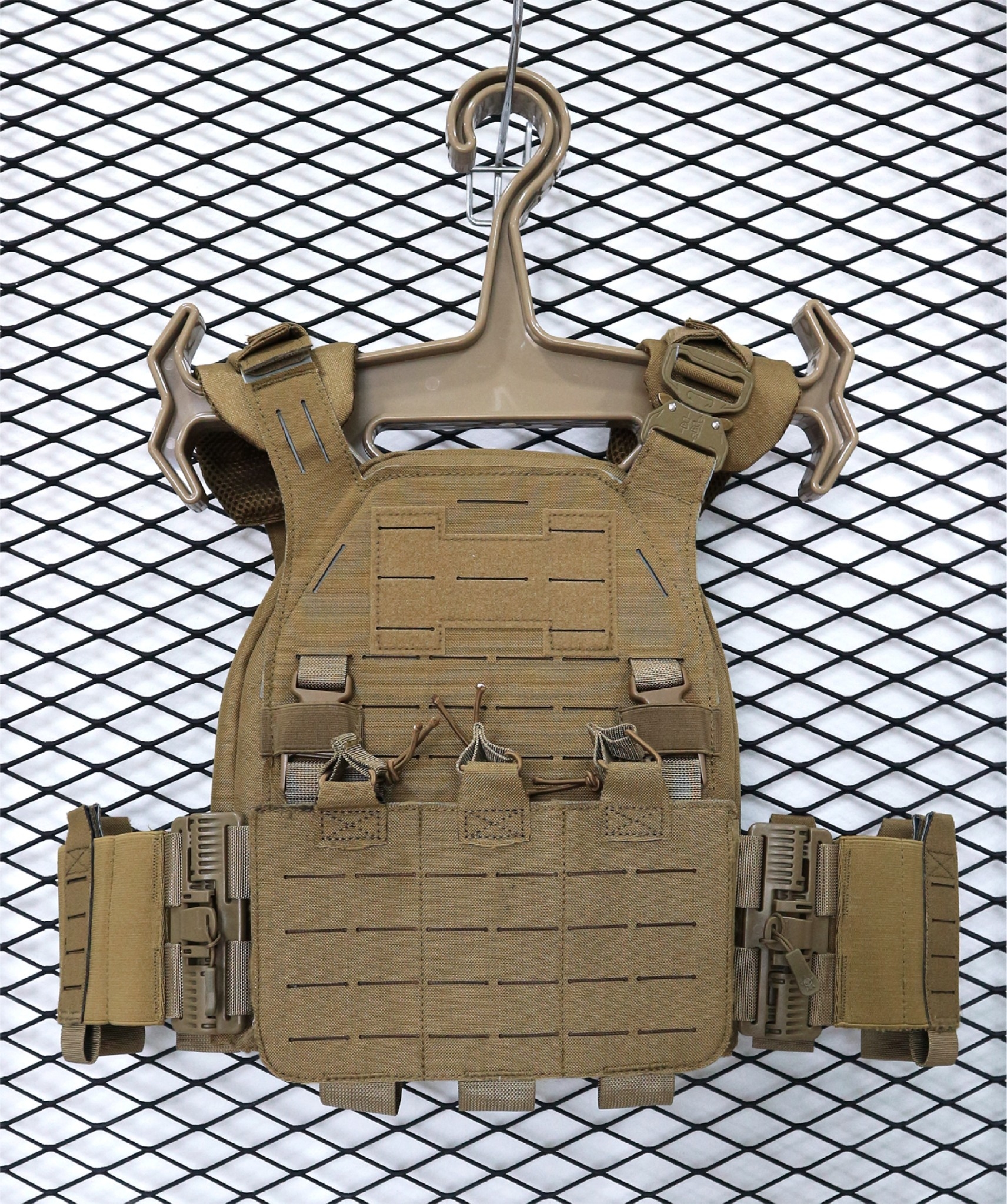 เสื้อเกราะ Universal Vest﹝Tactical Vest﹞