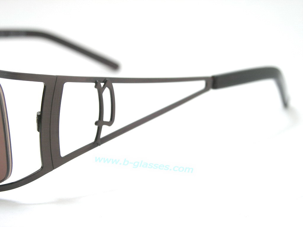 S แว่นกันแดด Police ใส่เท่ห์สุดๆค่ะ ของแท้100%และถูกสุดๆ ส่งตรงจากUS.ค่ะ