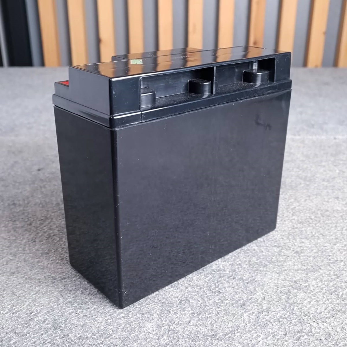 NEW POWER 12V 18AH แบตเตอรี่แห้ง แบตเตอรี่ UPS 18A Battery แบตสำหรับสำรองไฟ แบตUPS แบตเตอรี่UPS เครื่องสำรองไฟฉุกเฉิน เอไอ-ไพศาล