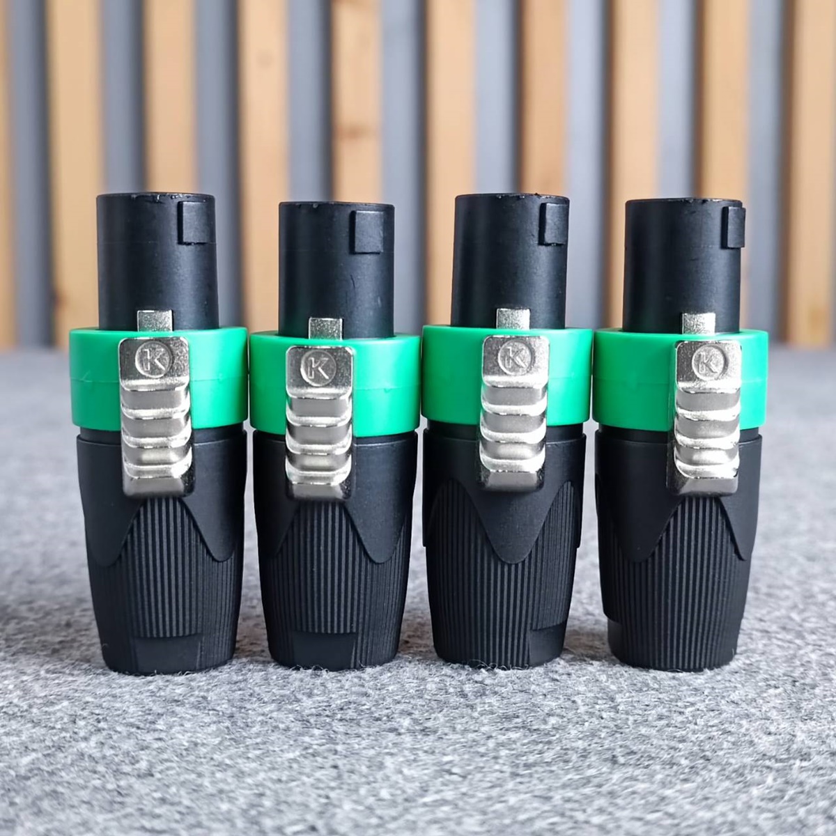 แพ็ค4ตัว สีเขียว KANE COPPER2 speakon ตัวผู้ สีเขียว ปลั๊กสเปคคอน 4ขั้ว สเปคคอนตัวผู้ สเปคคอนตู้ลำโพง เอไอ-ไพศาล