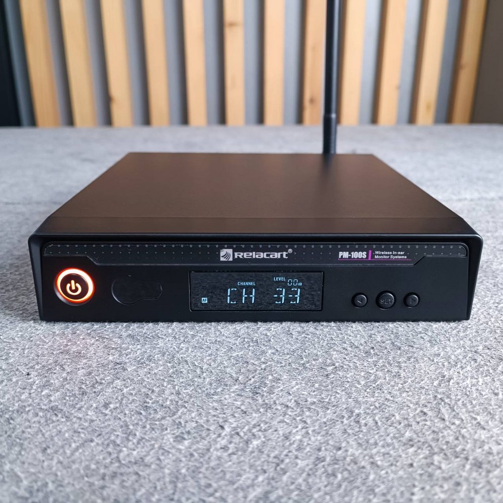 Relacart PM-100S Wireless Ear Monitor PM 100S PM100S ระบบอินเอียร์มอนิเตอร์ไร้สาย UHF หูฟัง ช่วงความถี่ 694 – 704MHz เอไอ-ไพศาล