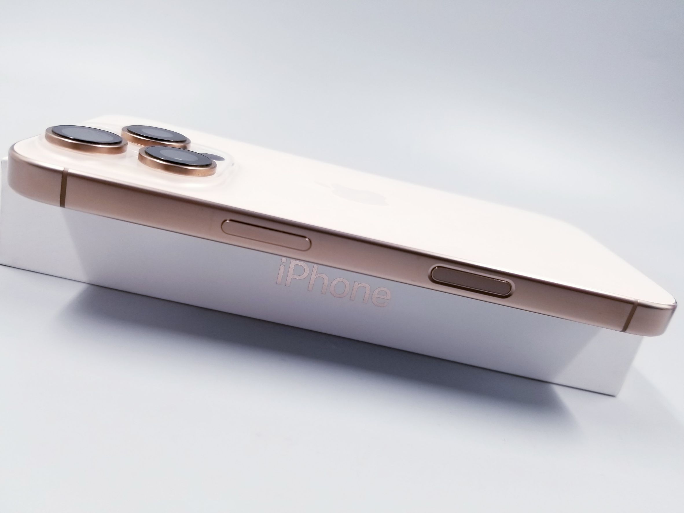 🧛♀️ iPhone 16 Pro 128GB Desert Titanium 🧛♀️💛 #มาแล้ว I 16 Pro #ศูนย์แท้ สภาพสวย จอแท้ แบต90% มีปกศ. ครบกล่อง ราคาสุดคุ้ม!! 💛