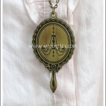 สร้อยคอโกธิคโลลิต้า จี้กระจกลายโคมระย้า สีทองโบราณ Chandelier Mirror Gothic Lolita Necklace