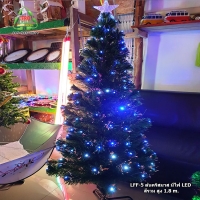 LFF-5 ต้นคริสต์มาส มีไฟ LED สีรวม 1 หลอด มี 2 สี สูง 1.5 m.
