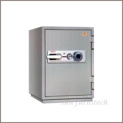 ตู้เซฟนิรภัย 1 กุญแจ 1 รหัส นำ้หนัก 120 kgs. ลีโก้ LEECO รุ่น 3090