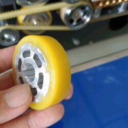 ลูกยางกดลาย ลูกล้อยาง ลูกยางกดลาย อะไหล่เครื่องซีลสายพาน