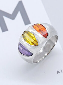 Tri-Colors CZ Ring แหวนเงินแท้ ฝังเพชร CZ สามสี เจียร์แบบ Fancy Cut