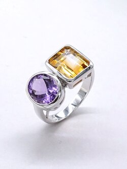 แหวนเงินแท้ฝัง พลอยอเมทิสต์ (Amethyst) และซิทริน (Citrine)