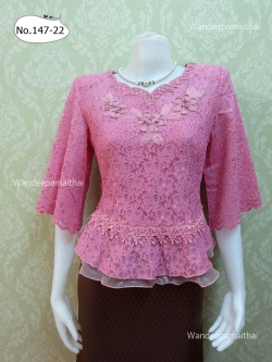 เสื้อลูกไม้ แขน3ส่วน สีกะปิ เบอร์ XXL อกเสื้อวัดเต็ม 43นิ้ว