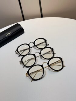 **do** กรอบแว่นสายตา Cartier ก้านไทเทเนี่ยม น้ำหนักเบา มี 3 สีให้เลือก สินค้าใหม่ ของแท้
