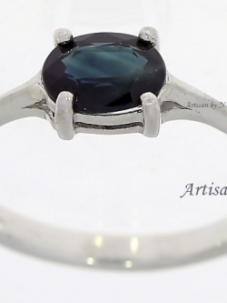 แหวนเงินแท้ชุบโรเดี้ยมฝังไพลินแท้ (Silver blue sapphire ring with Rhodium plated) NKR41941BS