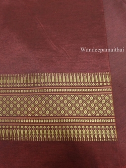 ผ้าไหมเกษตร คุณภาพดี ราคาถูก (สีเลือดหมู)