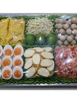 ถาดก๋วยเตี๋ยวต้มยำ (ถาดขนาด 35 คูณ 45ซม.)