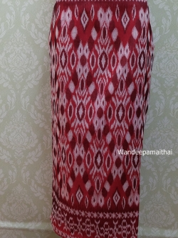 ผ้าถุงไหมผสมฝ้ายสำเร็จรูป สีเลือดหมู เอว34เลื่อนออกได้ถึง36 นิ้ว