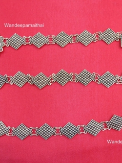 เข็มขัดเงินรมดำ