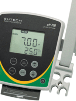 pH meter วัดค่าความเป็นกรด-ด่างและอุณหภูมิ ชนิดตั้งโต๊ะ รุ่น pH 700 -Eutech