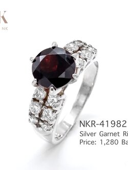 แหวนเงินแท้ ฝังด้วย โกเมน แท้ ประดับด้วยเพชร CZ เกรด AAA Silver Garnet Ring