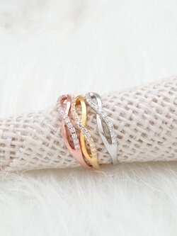 Crossover Eternity Ring แหวนที่แทนความผูกพันอันเป็นนิรันดร์ของคู่รัก 💖